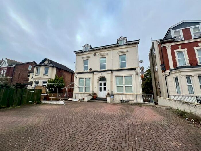 1 Bedroom Flat To Rent In Knowsley Road, Southport, PR9