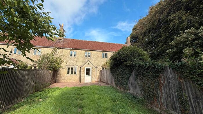 3 Bedroom Cottage To Rent In Aldsworth, Gloucestershire, GL54