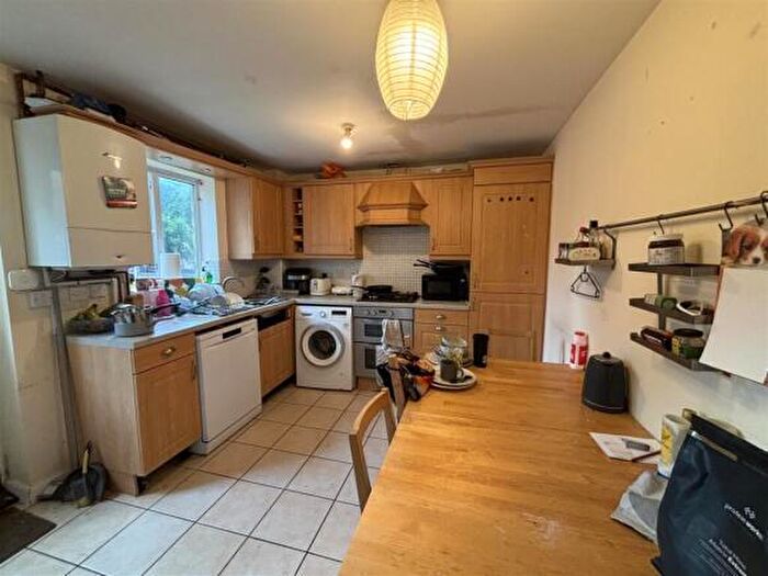 4 Bedroom Town House To Rent In Cropthorne Road South, Horfield, Bristol, BS7