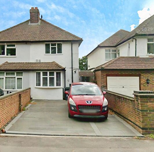 3 Bedroom Semi-Detached House For Sale In Horton Road, Datchet, Slough, SL3