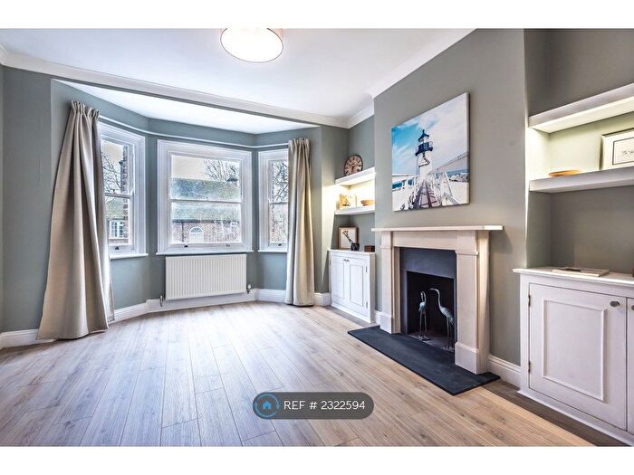 3 Bedroom Maisonette To Rent In Candahar Road, Battersea, SW11