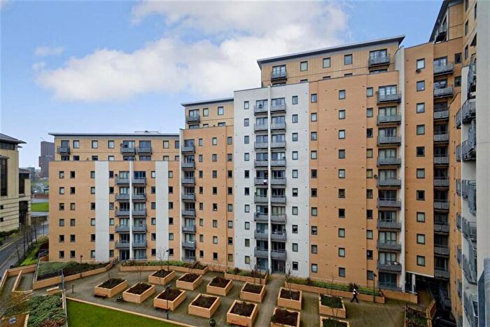 2 Bedroom Apartment For Sale In Aspect, Elmwood Lane, Leeds, LS2