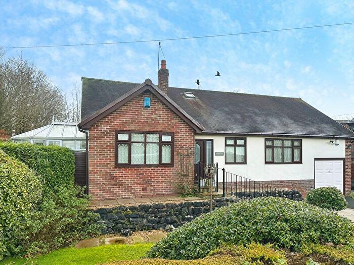 4 Bedroom Detached House For Sale In Crag Lane, Bury, BL9