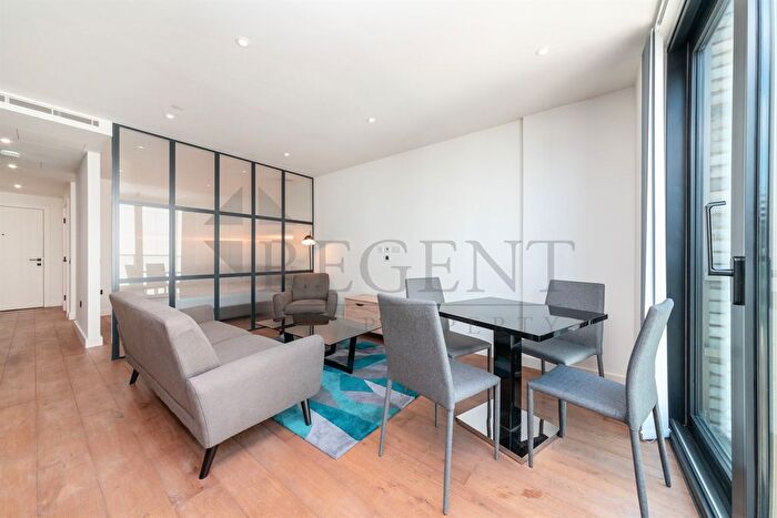 Studio To Rent In Emery Way, Tower Hamlets, E1W