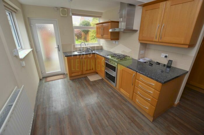 3 Bedroom Semi-Detached House To Rent In Alexandra Street, Leicester, LE4