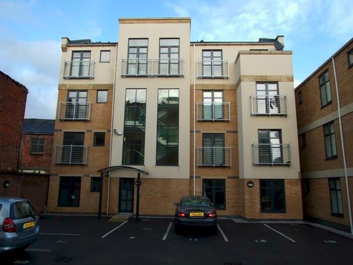 2 Bedroom Apartment To Rent In City Central, Wright Street, Hull, HU2
