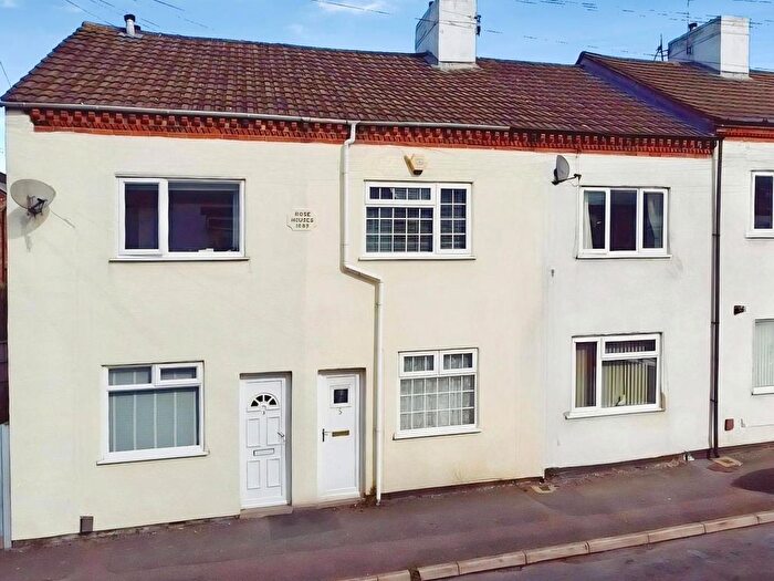 2 Bedroom Terraced House For Sale In Charles Street, Hinckley, Leicestershire, LE10