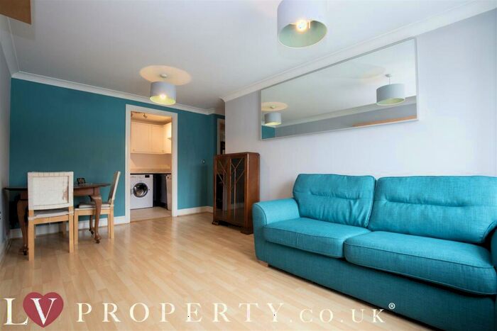 2 Bedroom Apartment To Rent In Clement Street, Birmingham, B1