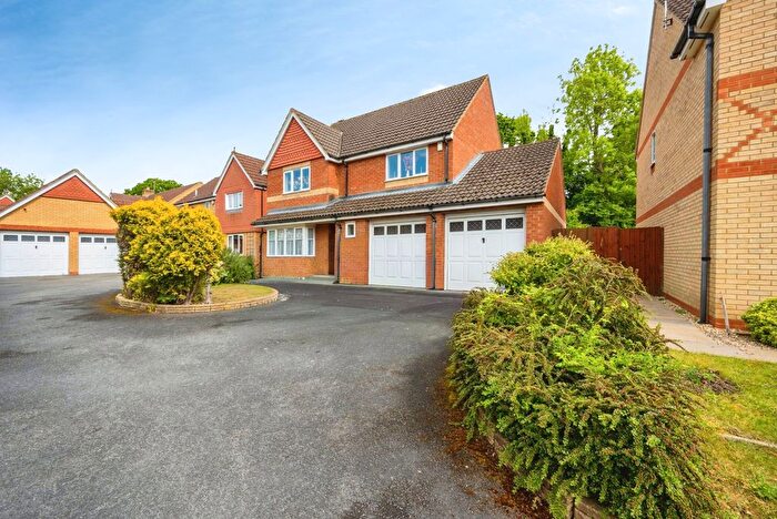 4 Bedroom Detached House For Sale In Deep Spinney, Biddenham, Bedford, Bedfordshire, MK40