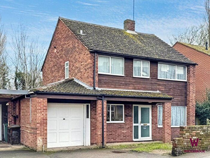3 Bedroom Detached House For Sale In Croft Road, Wallingford, OX10