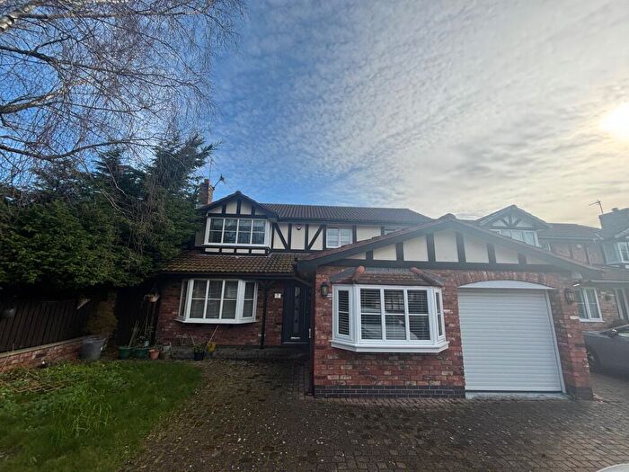 4 Bedroom Detached House To Rent In York Close, Formby, L37