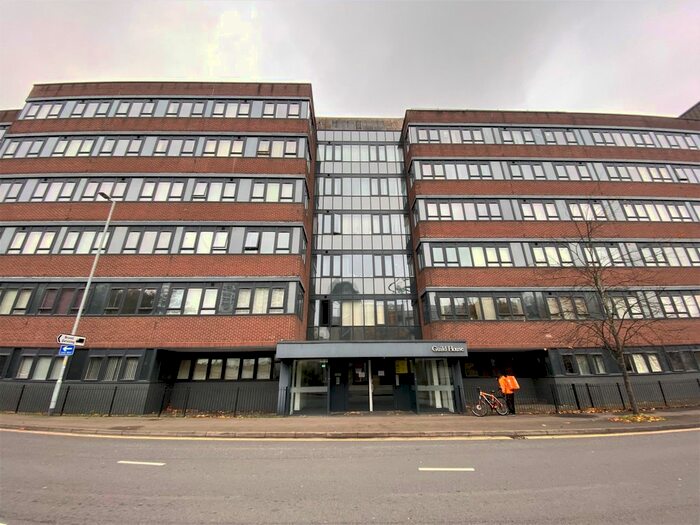 1 Bedroom Flat To Rent In Farnsby Street, Swindon, SN1