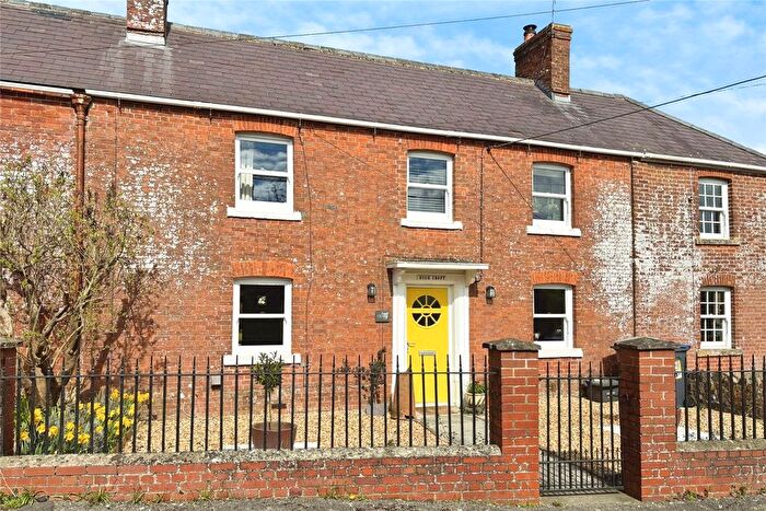 4 Bedroom Terraced House For Sale In High Street, Chapmanslade, BA13