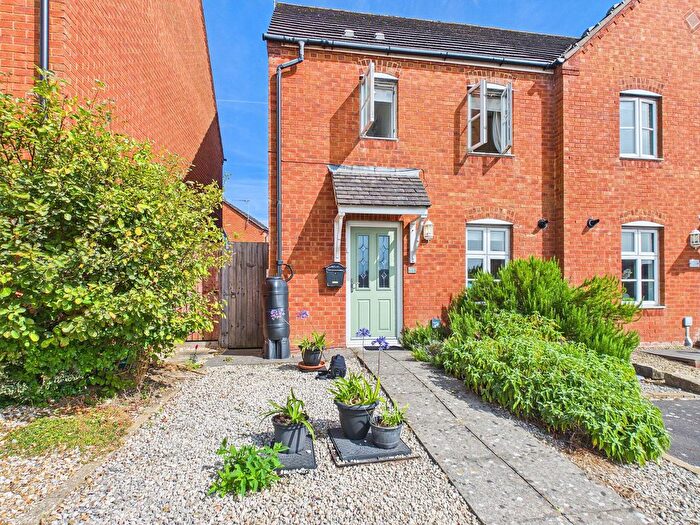 3 Bedroom Semi-Detached House For Sale In Maes Slowes Leyes, Rhoose, CF62