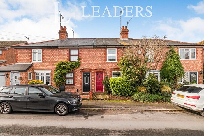 2 Bedroom House To Rent In St. Johns Road, Westcott, Dorking, RH4