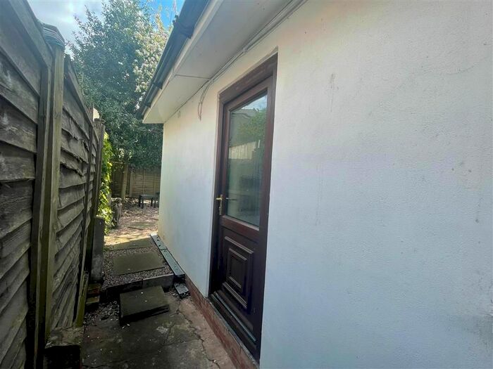 1 Bedroom Studio To Rent In Hillaries Road, Erdington, Birmingham, B23