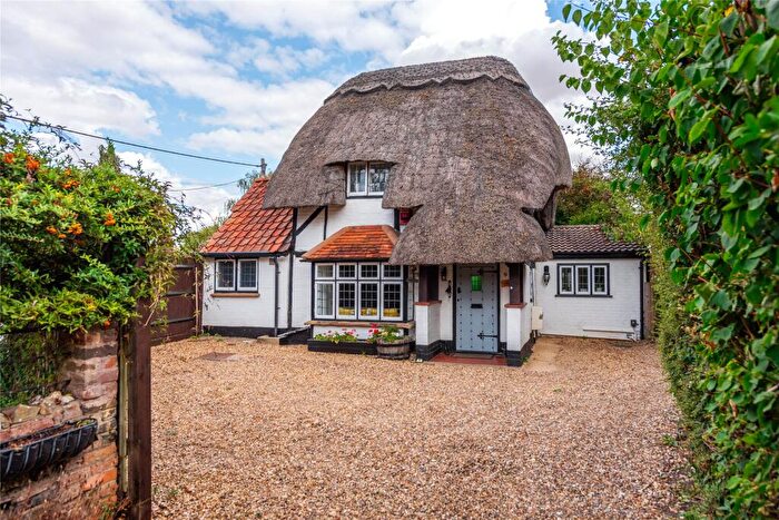2 Bedroom Detached House For Sale In Main Street, Weston Turville, Aylesbury, Buckinghamshire, HP22