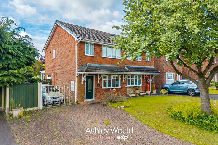 3 Bedroom Semi-Detached House For Sale In Buckingham Road, Rowley Regis, B65