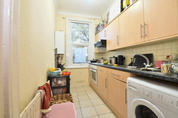 1 Bedroom Terraced House To Rent In Lorne Road, Forest Gate, London, E7