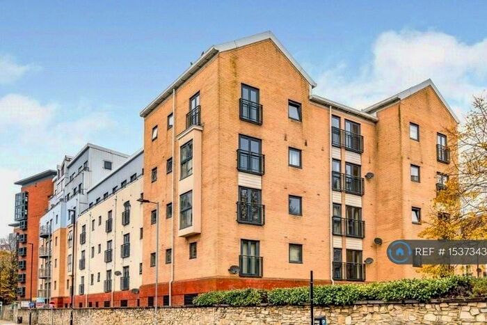 3 Bedroom Flat To Rent In White Star Place, Southampton, SO14