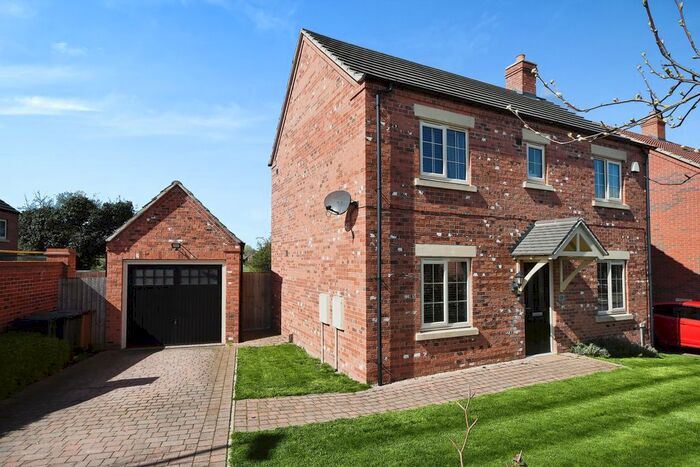 3 Bedroom Detached House For Sale In Scholars Way, Heighington, Lincoln, LN4