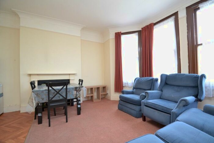 1 Bedroom Flat To Rent In Canadian Avenue Catford, SE6