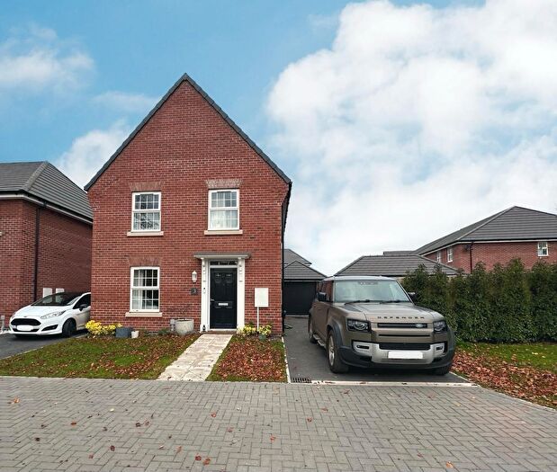 4 Bedroom House To Rent In Moore Drive, Tiverton, EX16