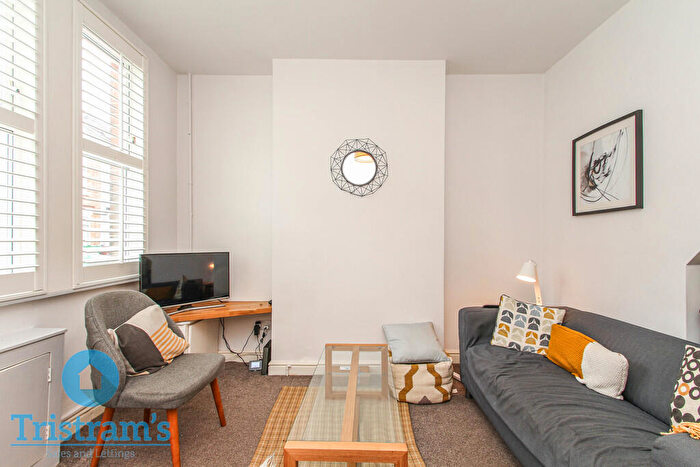 2 Bedroom Terraced House To Rent In Warwick Street, Dunkirk, NG7