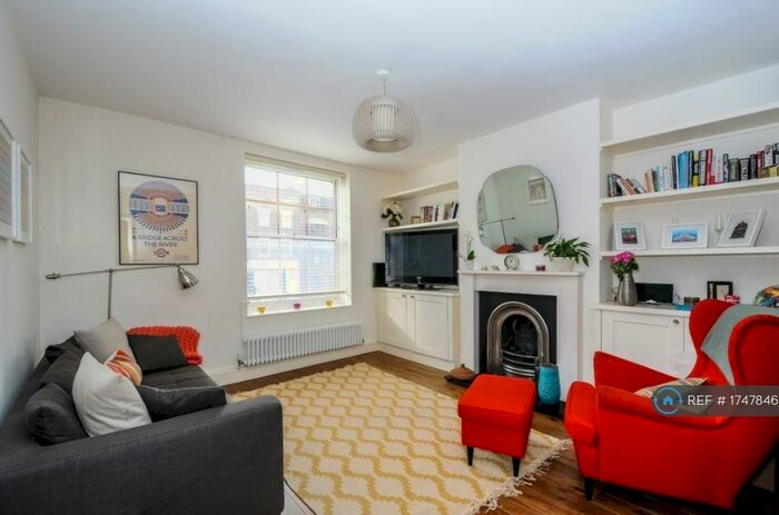 2 Bedroom Flat To Rent In Mersey House, London, N7