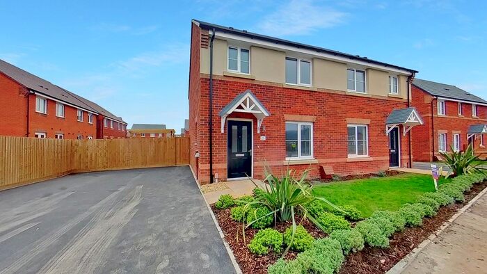 3 Bedroom Semi-Detached House To Rent In Battlestead Road, Burton-On-Trent, Staffordshire, DE13