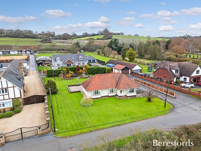 3 Bedroom Bungalow To Rent In Ramsden Park Road, Ramsden Bellhouse, CM11