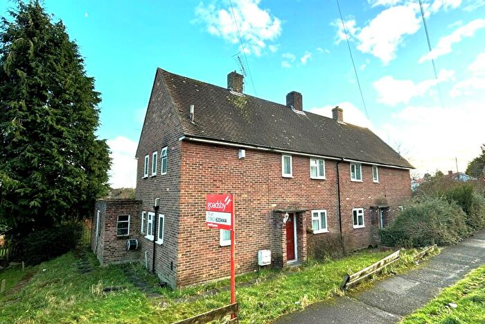 4 Bedroom Semi-Detached House To Rent In Stanmore, SO22