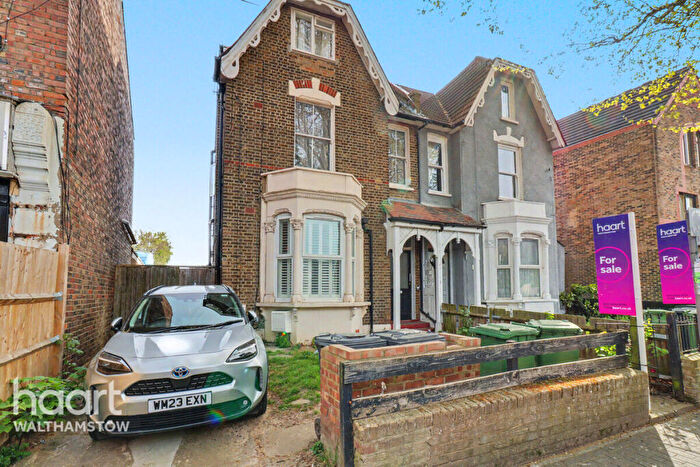 2 Bedroom Flat For Sale In Palmerston Road, Walthamstow, E17