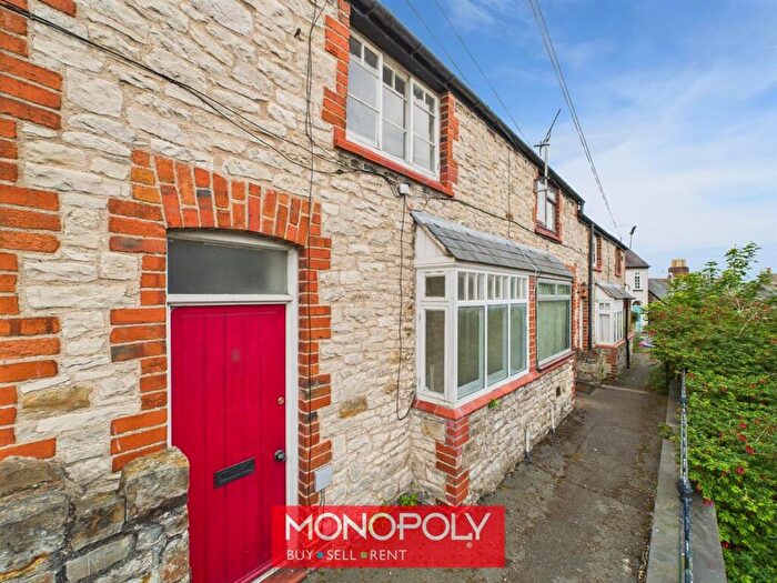 2 Bedroom Terraced House For Sale In St. Hilarys Terrace, Denbigh, LL16