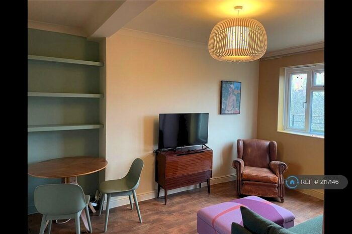 1 Bedroom Flat To Rent In Conant House, London, SE11