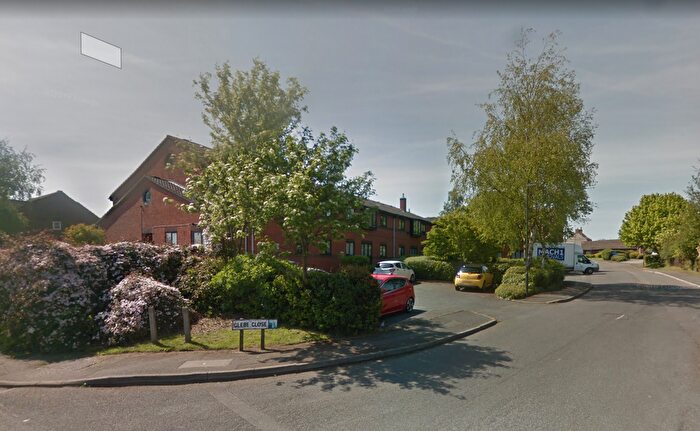 1 Bedroom Flat To Rent In Glebe Close, Alfreton, DE55