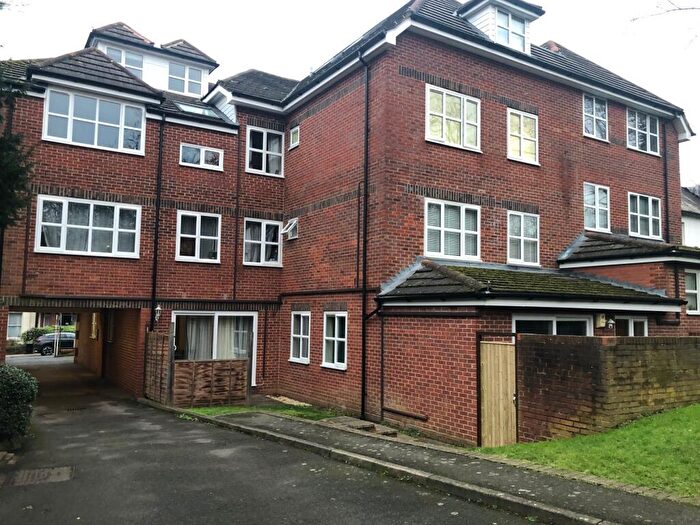 1 Bedroom Flat To Rent In Ashdown Court, Cedar Road, Sutton, SM2