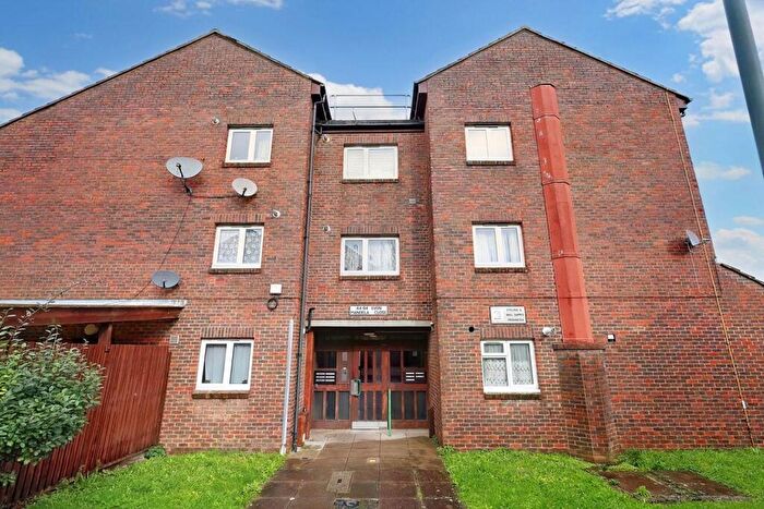 2 Bedroom Flat For Sale In Mandela Close, Willesden, London, NW10