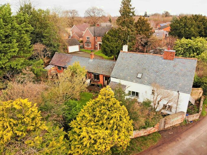 3 Bedroom Detached House For Sale In West Felton, Oswestry, Shropshire, SY11
