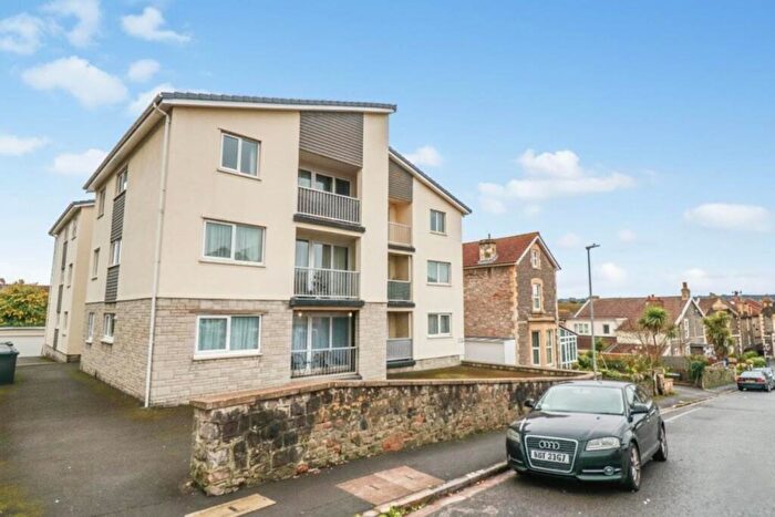 2 Bedroom Flat To Rent In Manor Road, Weston-super-Mare, BS23