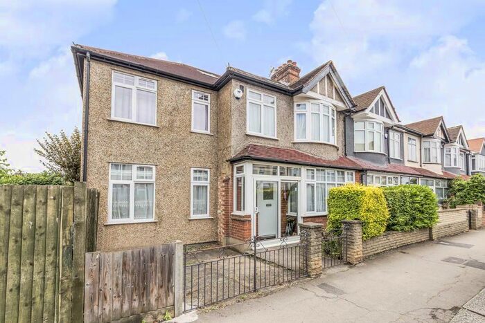 5 Bedroom Property To Rent In Seaforth Avenue, New Malden, KT3