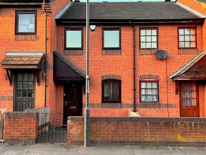 2 Bedroom House To Rent In Vale Mills, Derby, DE22