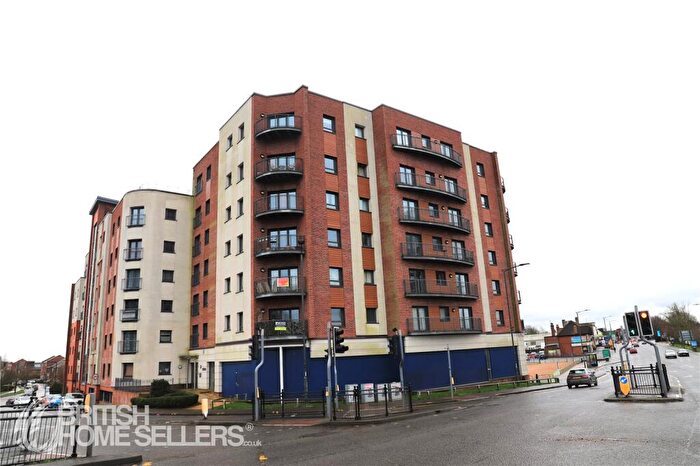 2 Bedroom Apartment For Sale In Hawksbill Way, Peterborough, Cambridgeshire, PE2
