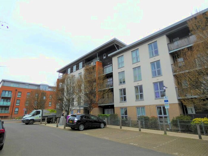 2 Bedroom Flat To Rent In Garway Court, Matilda Gardens, London, E3