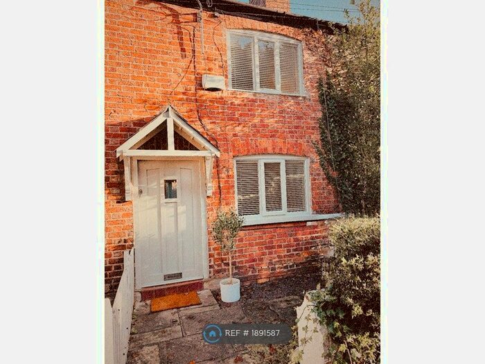 2 Bedroom Terraced House To Rent In Mount Pleasant, Wilmslow, SK9