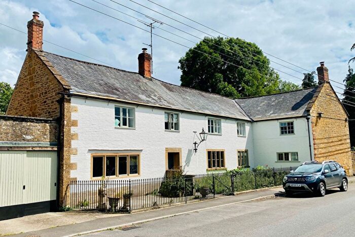 5 Bedroom Detached House For Sale In Hurst, Martock, Somerset, TA12