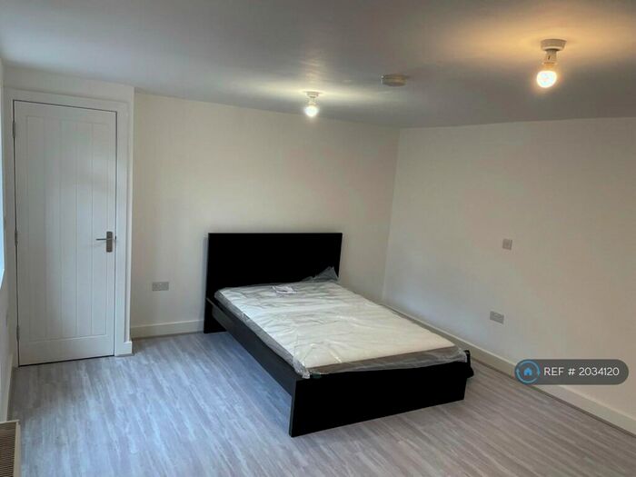 Studio To Rent In Oxford Road, Reading, RG1