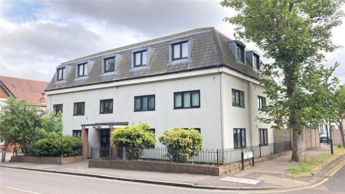 1 Bedroom Flat To Rent In Halfway Street, Sidcup, Kent, DA15