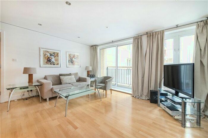 2 Bedroom Flat To Rent In Artillery Mansions, St. James's Park, Westminster, London, SW1H