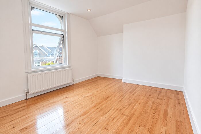 1 Bedroom Flat To Rent In Mount Pleasant Road, London, SE13